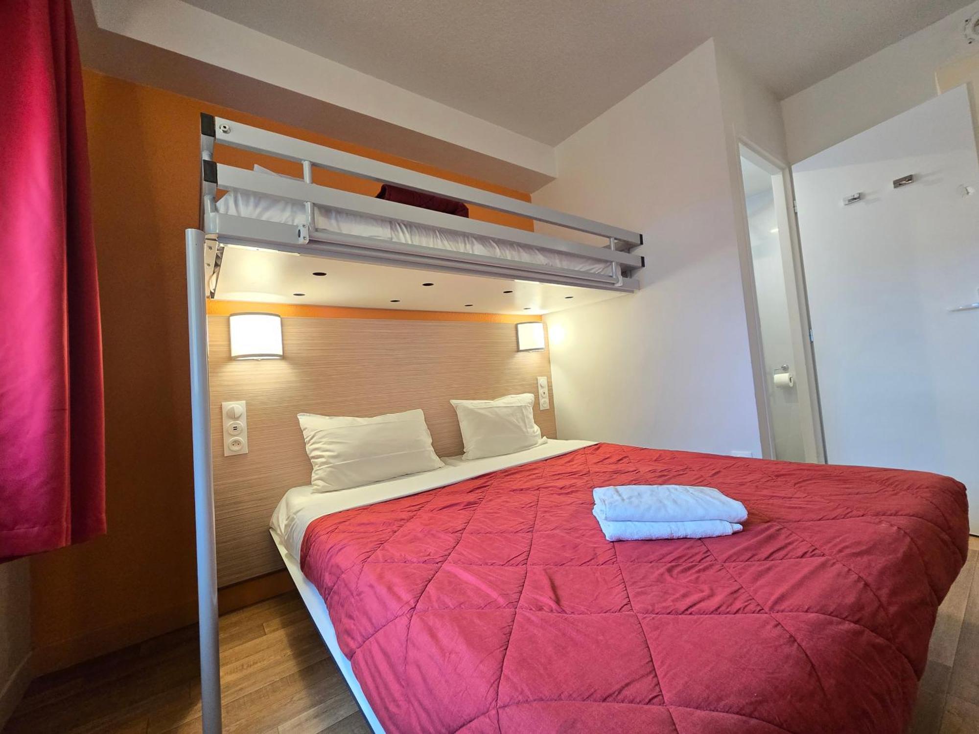 Premiere Classe Troyes Sud - Parc St Thibault Bucheres Экстерьер фото